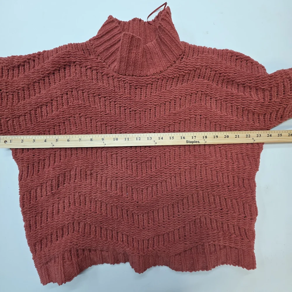 Moon & Madison Cozy Rust Color Knit Crop Sweater